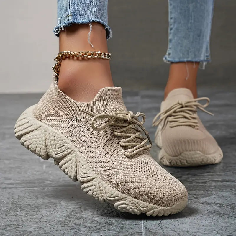 MW | ATMUNGSAKTIVE, KLOBIGE TURNSCHUHE AUS MESH