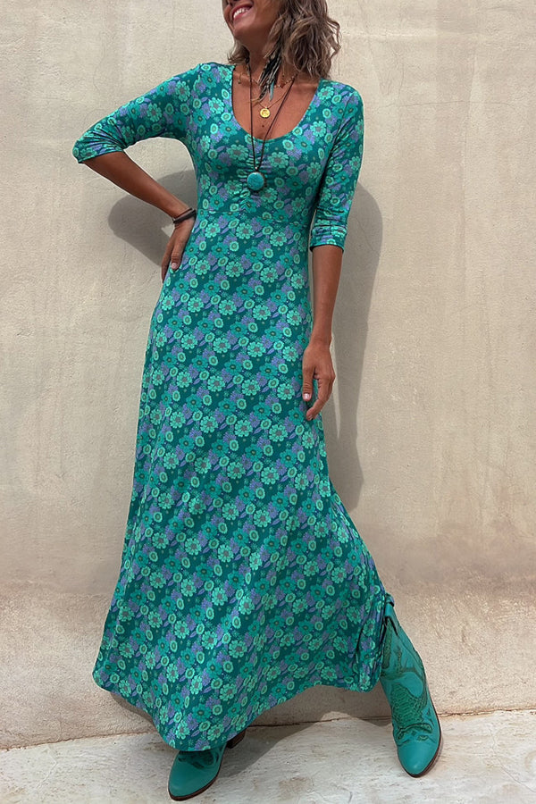 MW | Iconic Crush Floral Halbärmliges Elastisches Maxikleid