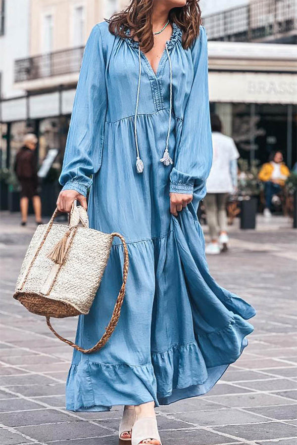 MW | Denim Langärmeliges Maxikleid mit V-Ausschnitt und Rüschen