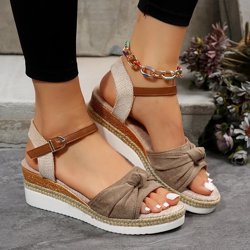 MW | | Modische Sandalen