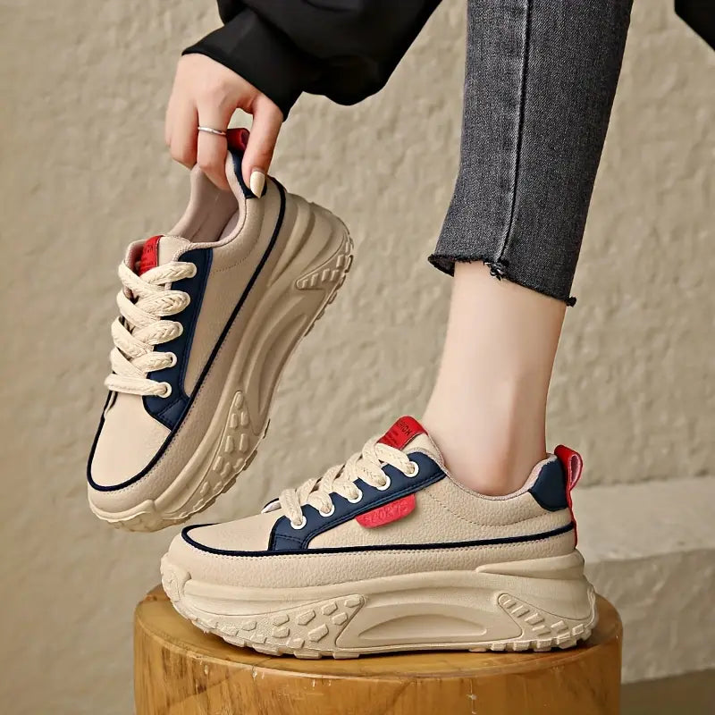 MW | DAMEN TURNSCHUHE MIT PLATEAU