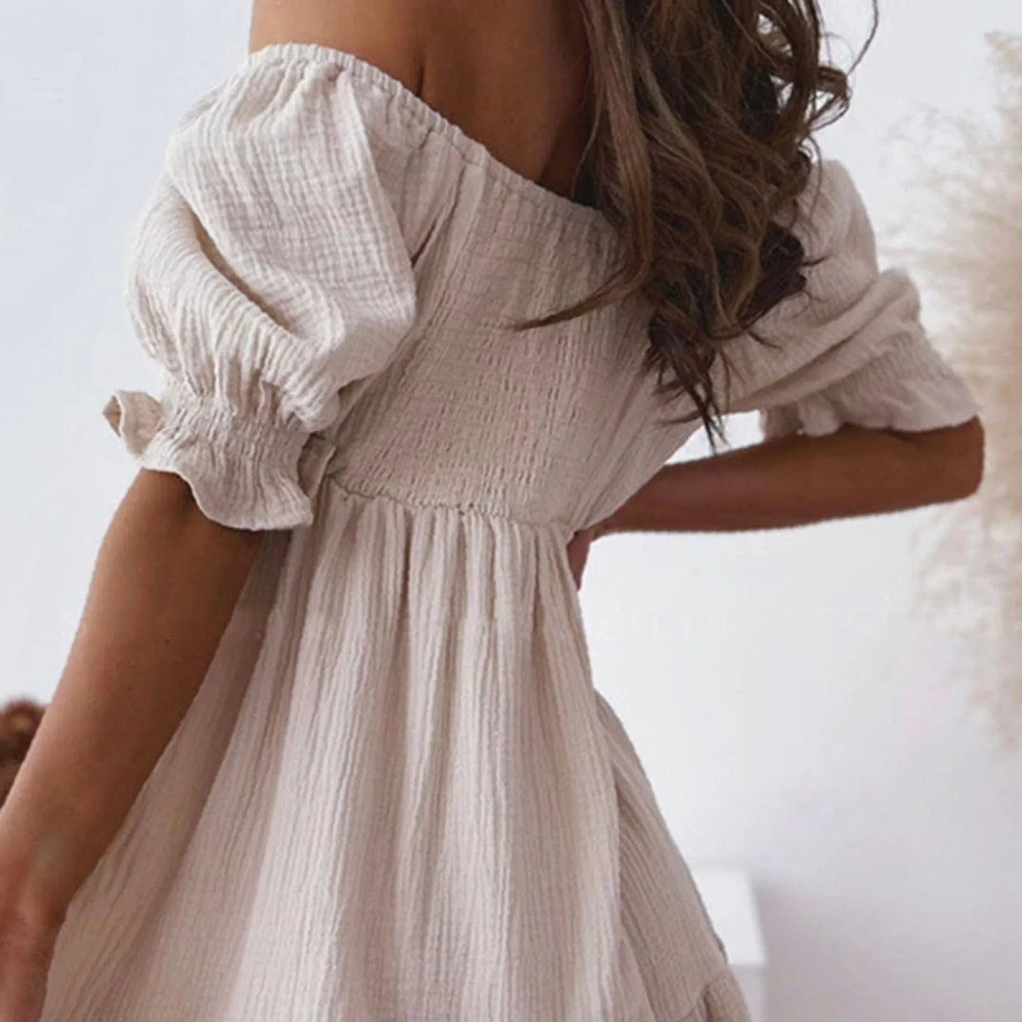 MW | Sexy Rückenfreies Minikleid