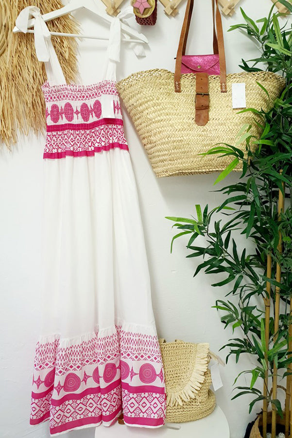 MW | Malibu Villa Ethnisch bedrucktes Maxikleid mit gesmokter Schulterpartie