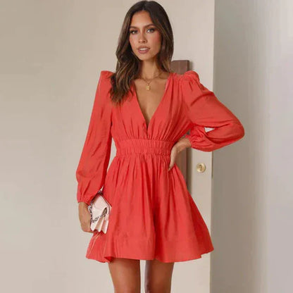 MW | Schwarzes Minikleid