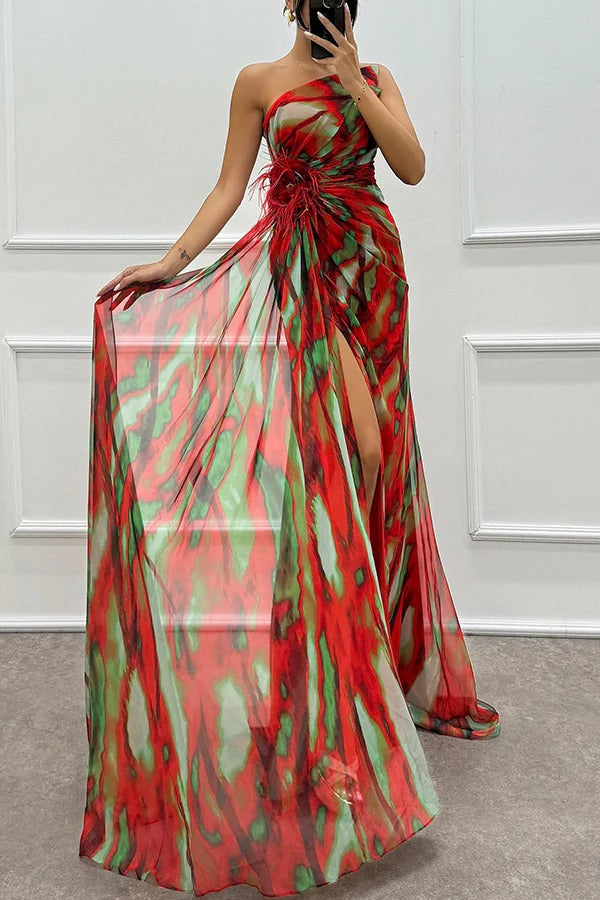 MW | Erstaunliche Ansichten Aquarell drucken Feder Rose Detail schulterfrei plissiert Schlitz Maxikleid