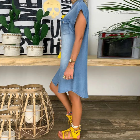 MW | Ärmelloses Minikleid mit Knopfleiste aus gewaschenem Denim