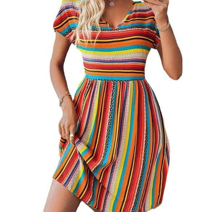MW | Schickes & fließendes gestreiftes Boho-Minikleid