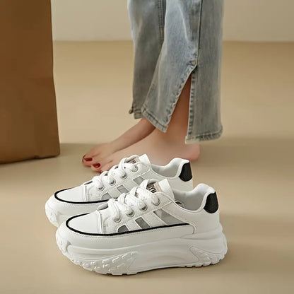 MW | DAMEN TURNSCHUHE MIT PLATEAU