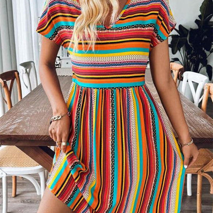 MW | Schickes & fließendes gestreiftes Boho-Minikleid