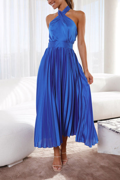 MW | Beaming Smile Satin Neckholder Plissee Midikleid