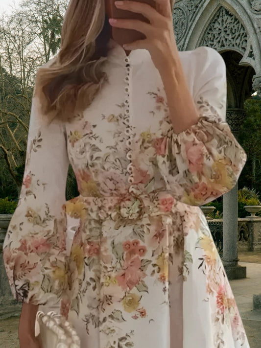 MW | Blumen-Mini-Kleid mit Schaltfläche-Einzelheiten Langärmelig