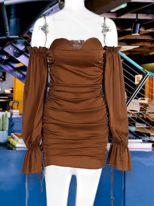 MW | Off-the-shoulder Damenkleid mit Rüschendetails aus dehnbarem Stoff Minikleid