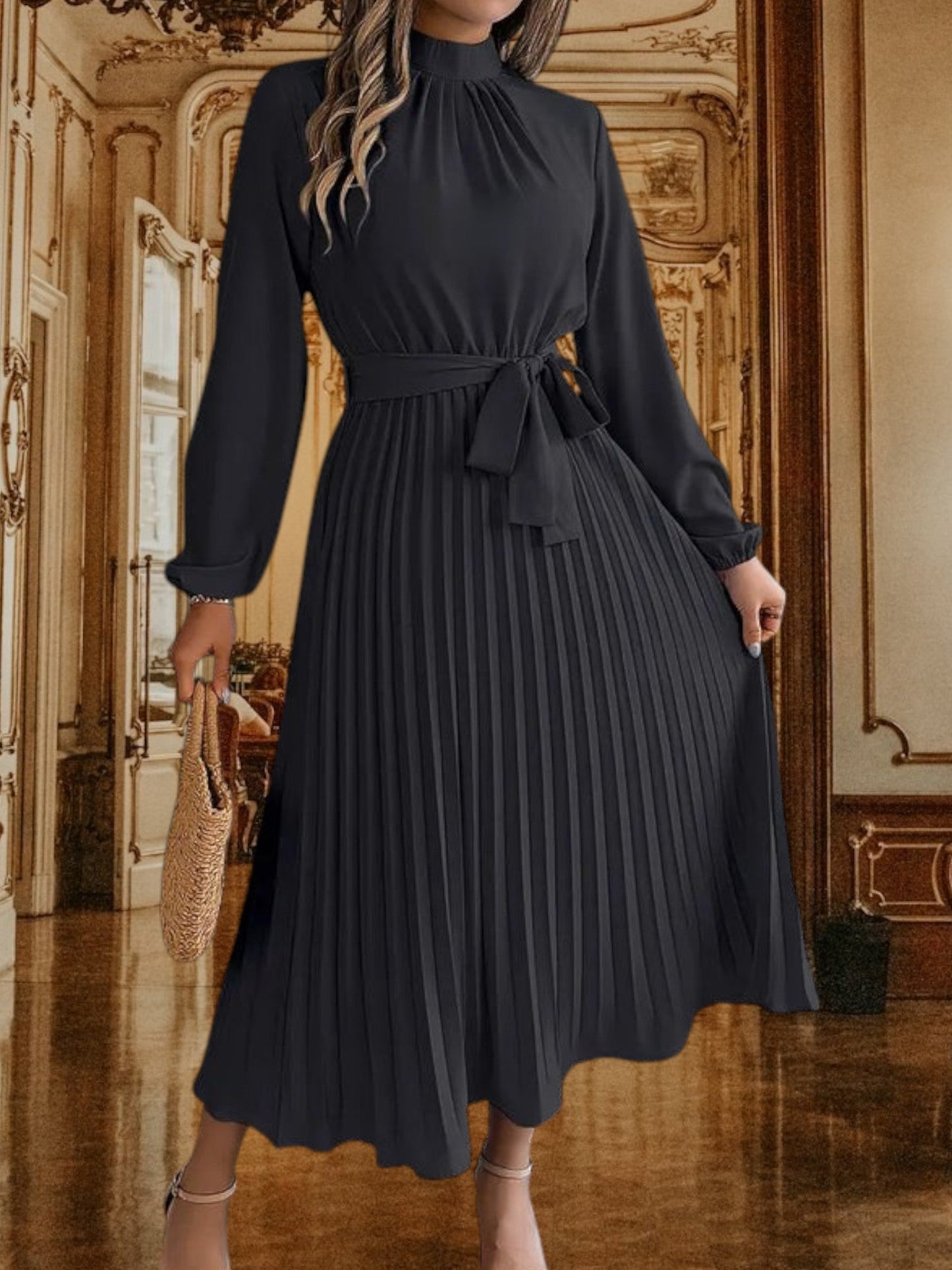 MW | Plissiertes Midikleid mit Taillengürtel und langen Ärmeln