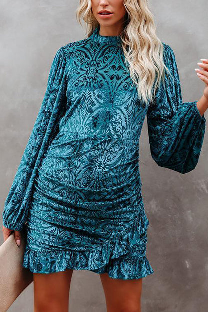 MW | Zeitloses und elegantes Winterkleid