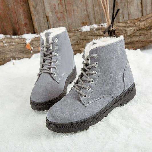 Stützende und trendige orthopädische Stiefel