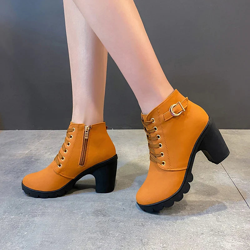 Elegante und stützende orthopädische Stiefel