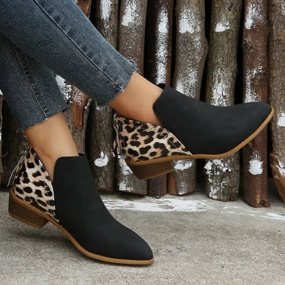 Bequeme und modische orthopädische Stiefel