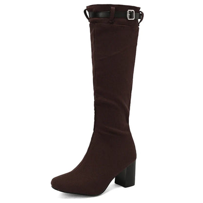 Stützende und stilvolle orthopädische Stiefel