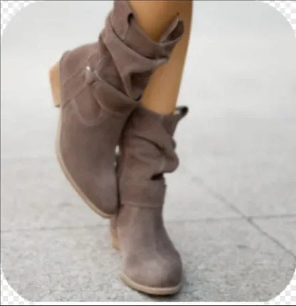 Stützende und stilvolle orthopädische Stiefel