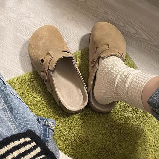Maßgeschneiderte und bequeme orthopädische Sandalen