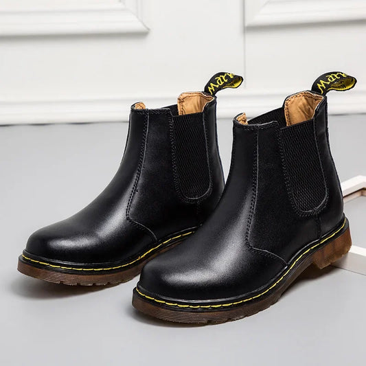 Bequeme und modische orthopädische Stiefel