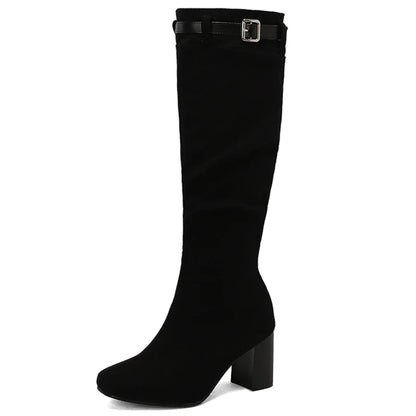 Stützende und stilvolle orthopädische Stiefel