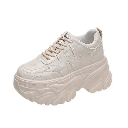 Stützende und trendige orthopädische Turnschuhe