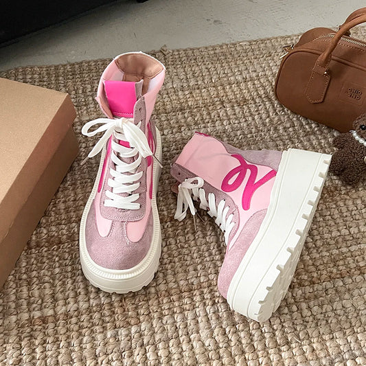 Elegante und stützende orthopädische Turnschuhe