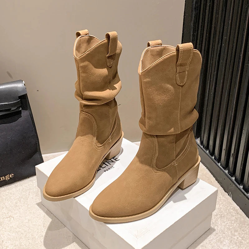 Stützende und stilvolle orthopädische Stiefel