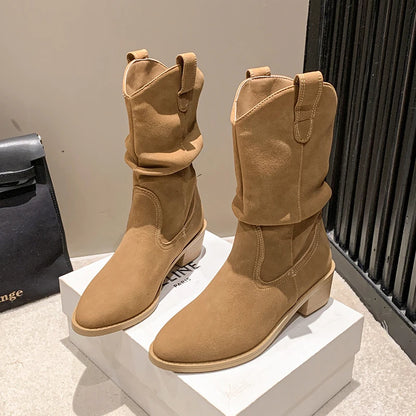 Stützende und stilvolle orthopädische Stiefel