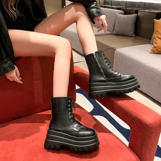 Lässige und stützende orthopädische Stiefel
