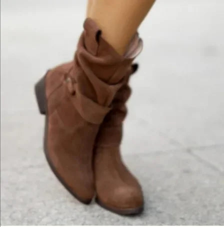 Stützende und stilvolle orthopädische Stiefel