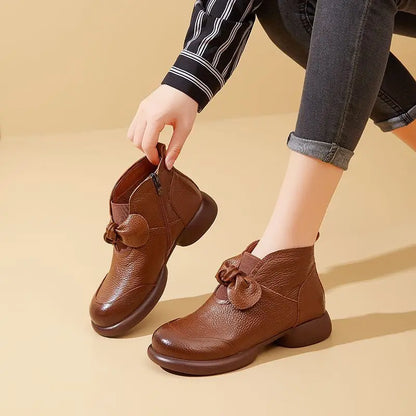 Maßgeschneiderte und bequeme orthopädische Stiefel