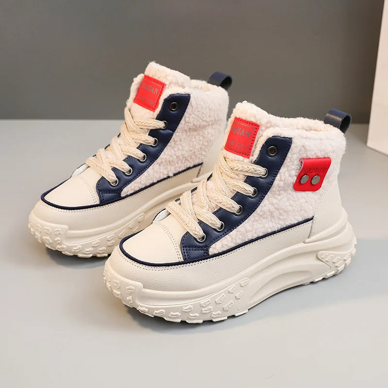 Modische und stützende orthopädische Turnschuhe