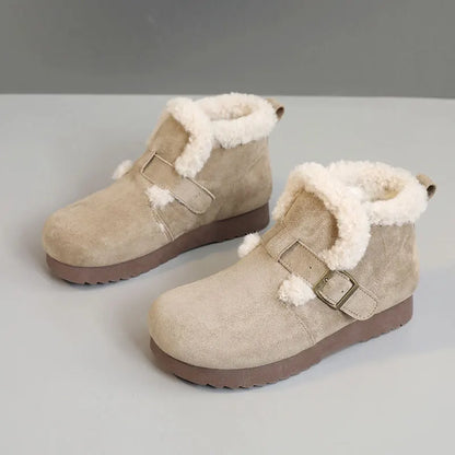 Bequeme und modische orthopädische Stiefel