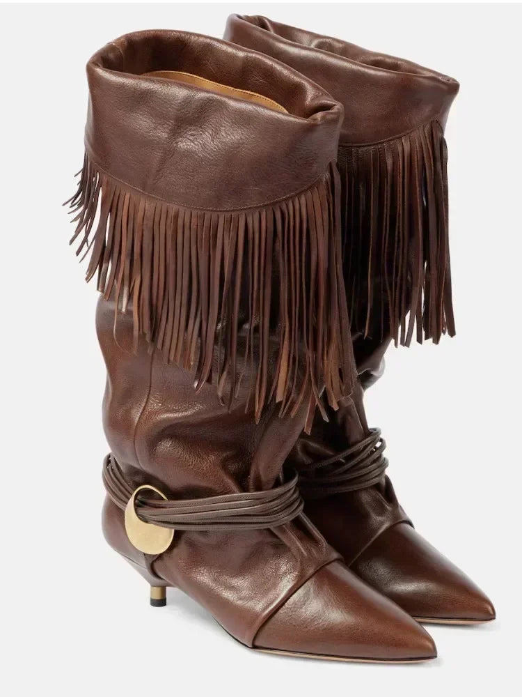 Stützende und stilvolle orthopädische Stiefel