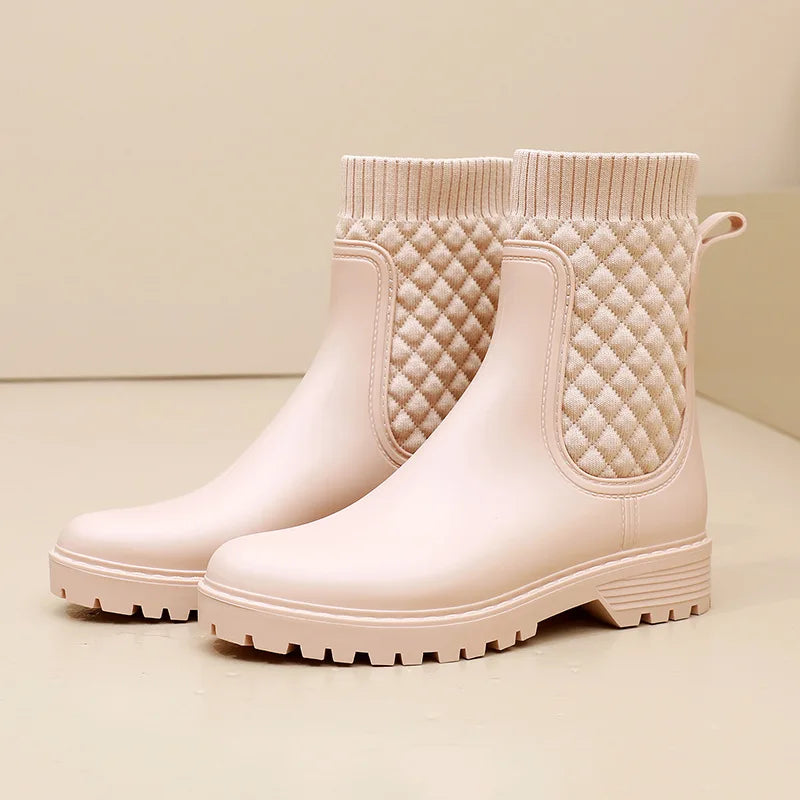 Bequeme und modische orthopädische Stiefel