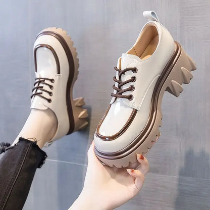 Bequeme und modische orthopädische Schuhe