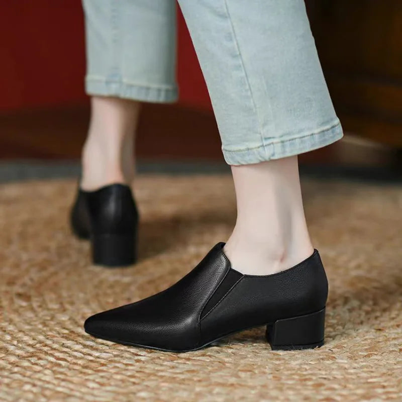 Bequeme und modische orthopädische Schuhe