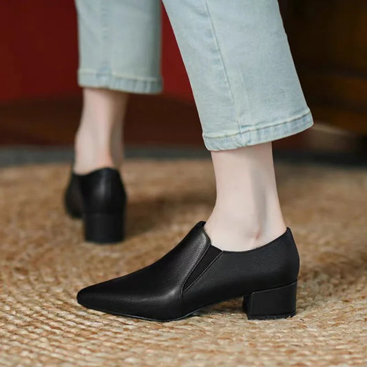 Bequeme und modische orthopädische Schuhe