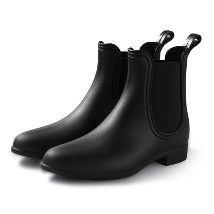 Elegante und stützende orthopädische Stiefel