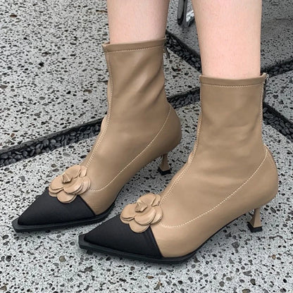 Lässige und stützende orthopädische Stiefel
