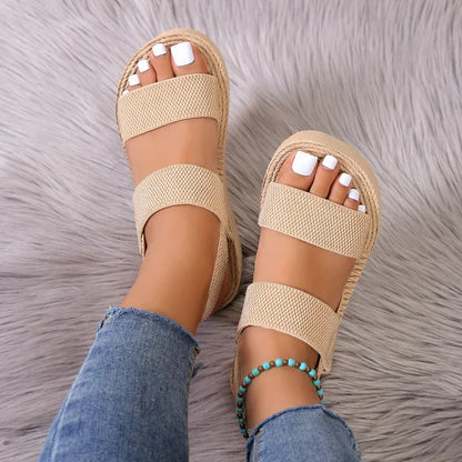 MW | | Leichte Sommersandalen mit Plateausohle