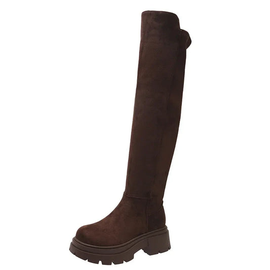 Bequeme und modische orthopädische Stiefel