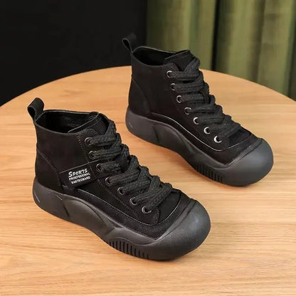 Elegante und stützende orthopädische Turnschuhe