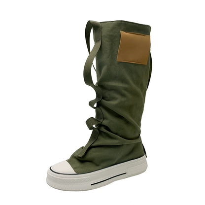 Bequeme und modische orthopädische Stiefel