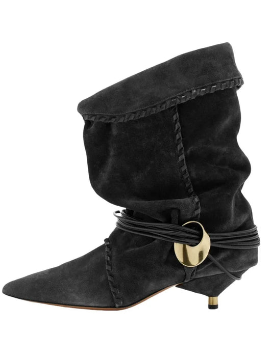 Stützende und stilvolle orthopädische Stiefel