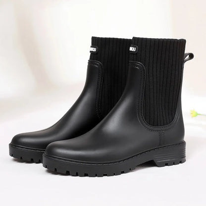 Bequeme und modische orthopädische Stiefel