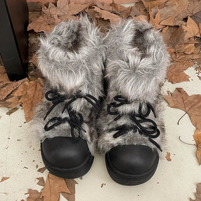 Lässige und stützende orthopädische Stiefel