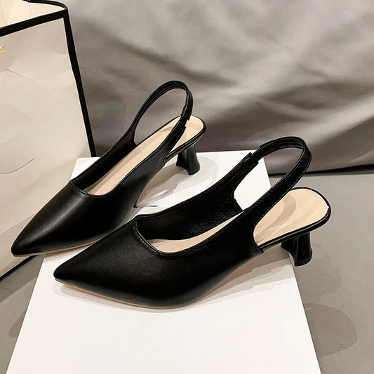 Vielseitige und stützende orthopädische Sandalen